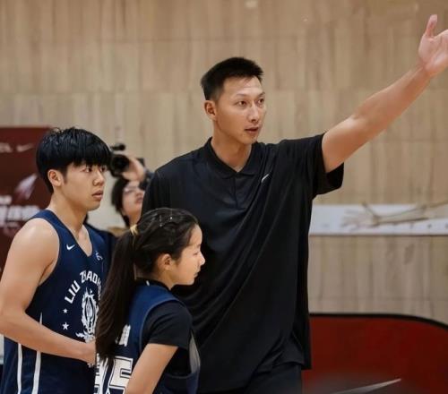 岁老将再披,战袍,自筹资金铸,球探足球比分,球探体育即时比分,球探体育比分网,比分直播